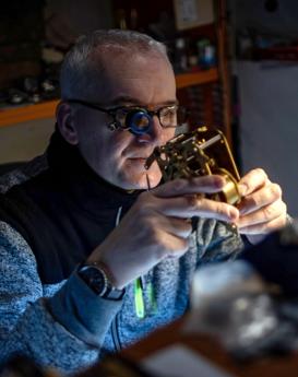 Chester Morris‑Sanya Breguet Official Service Outlets Watchmaker